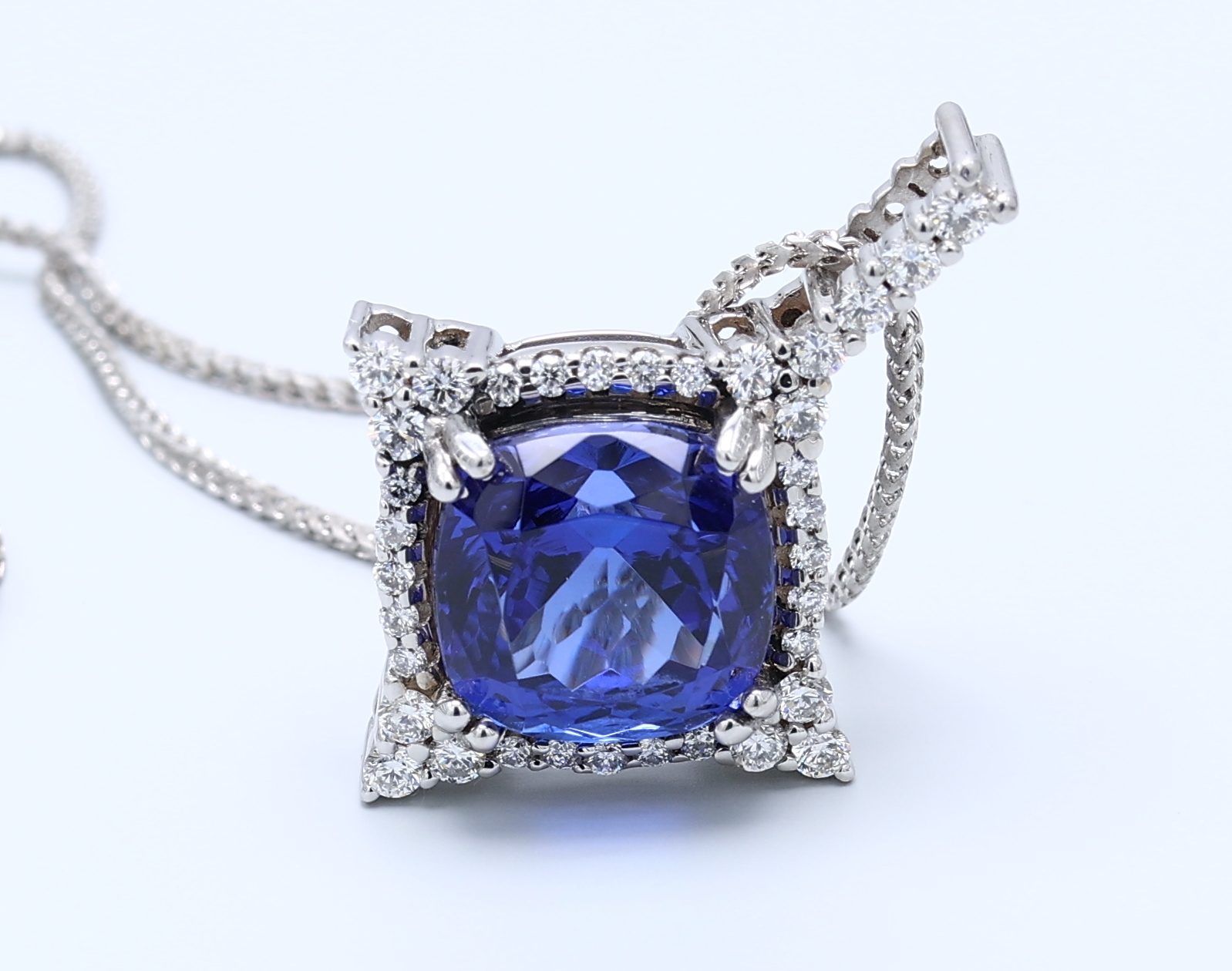 8.052ct Cushion White Gold Gemstone Pendants