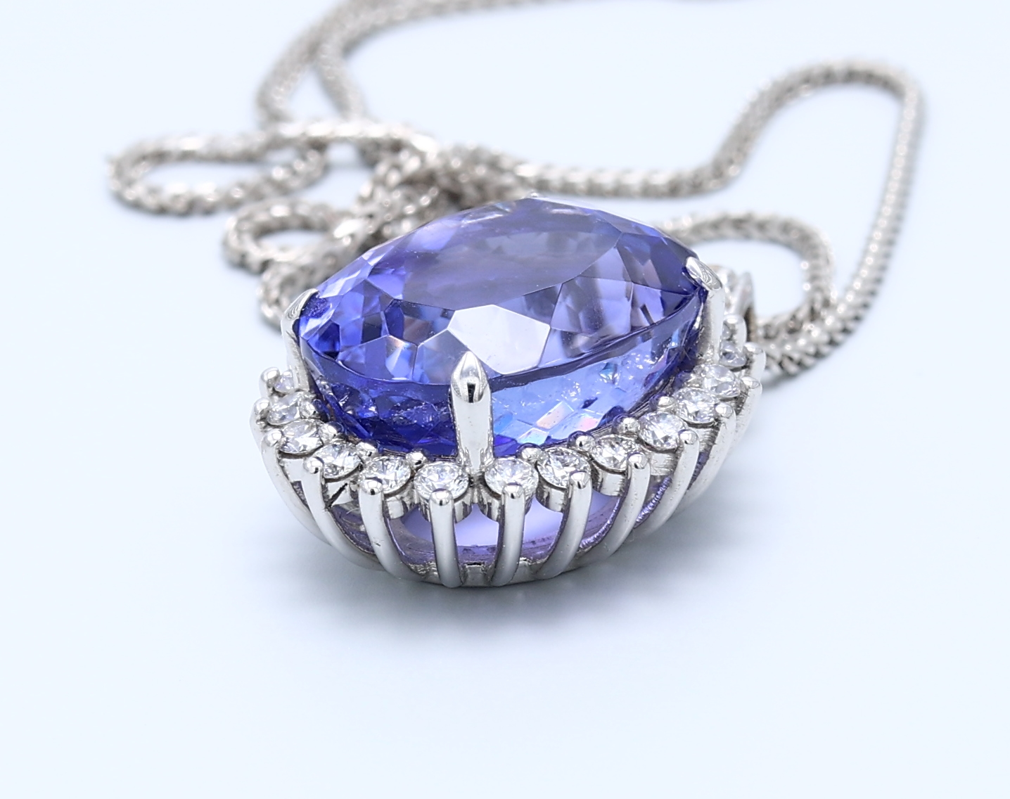 14.53ct Oval White Gold Gemstone Pendants
