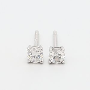 2=0.30ct IJ VS