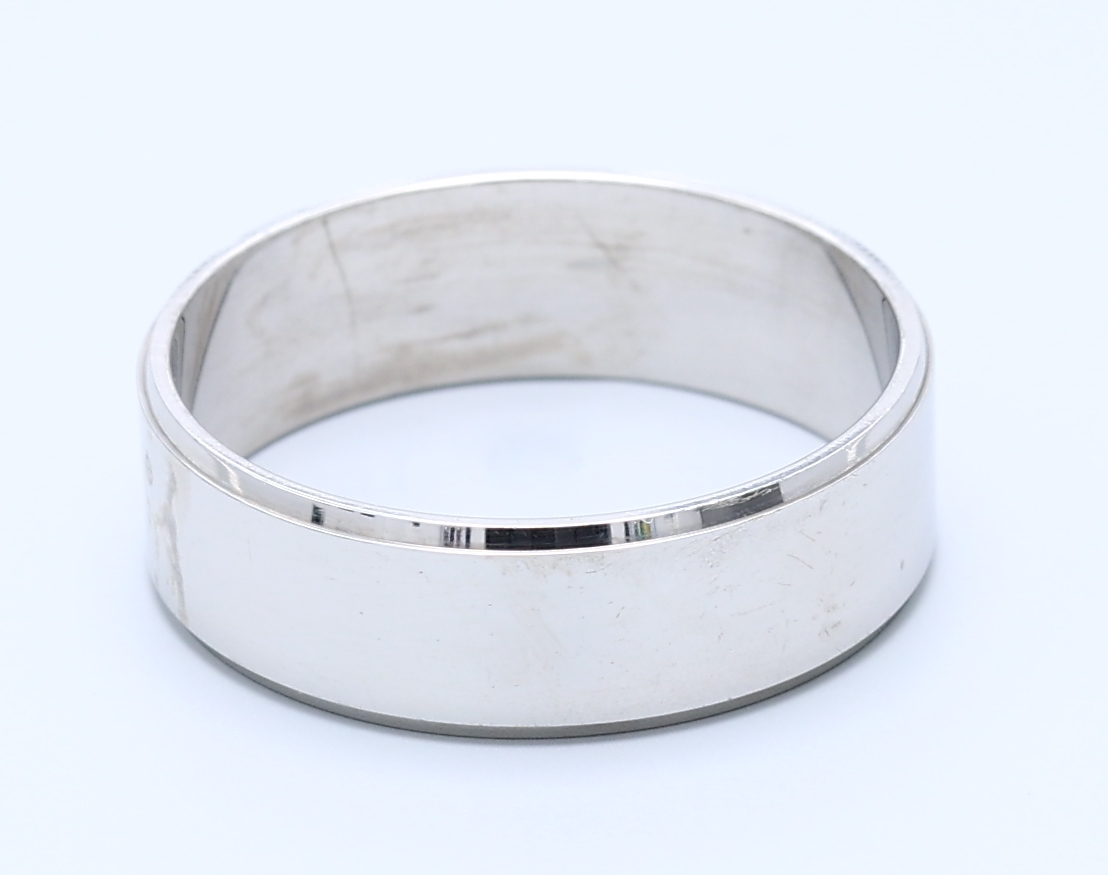 9ct WG 6MM Bevel