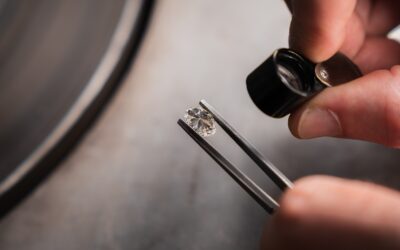 1 Carat Lab-Grown vs Natural Diamond Pricein South Africa: What You Pay, and WhatYou’re Left Holding