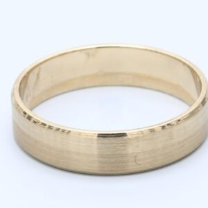 Yellow Gold Gents Wedding Bands