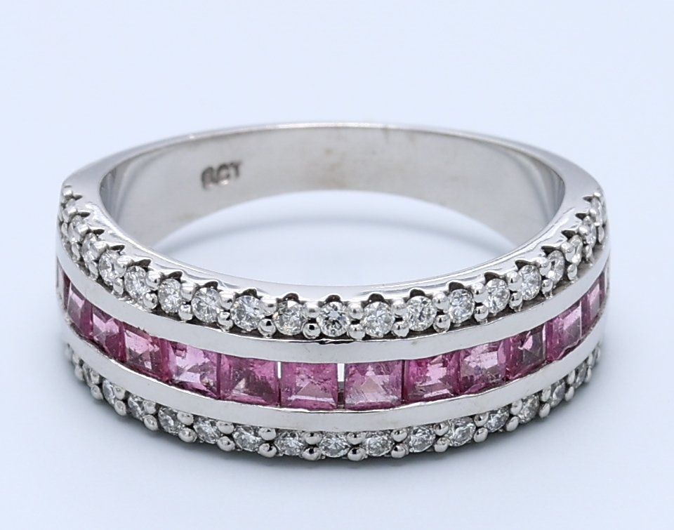 0.31ct Round White Gold Natural Gemstone Rings