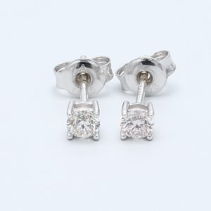 0.31ctct Round  White Gold Diamond Earrings