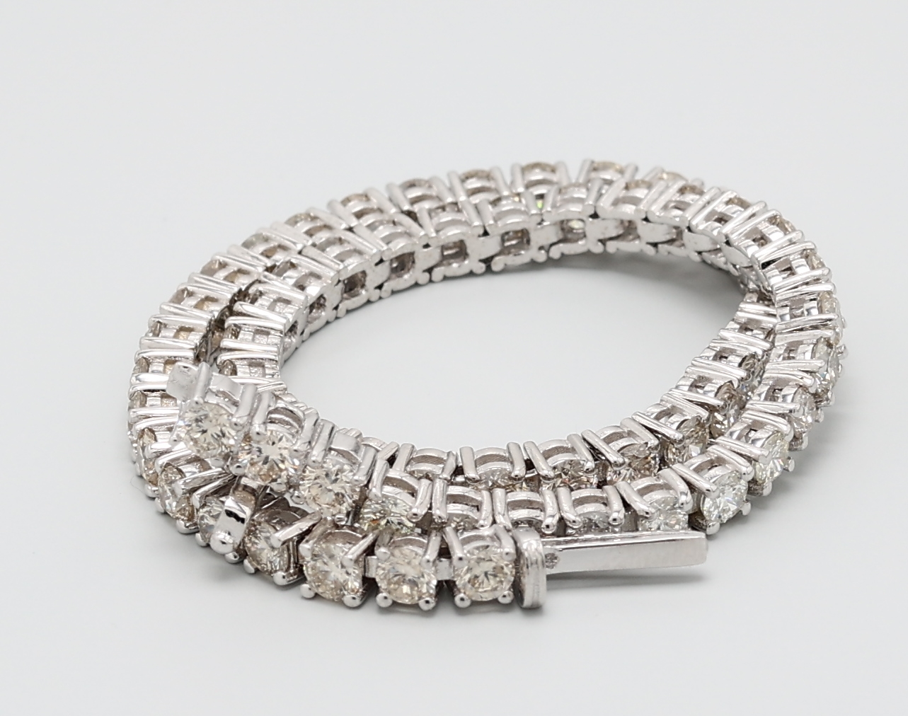 4.81ct Round White Gold Diamond Bracelets
