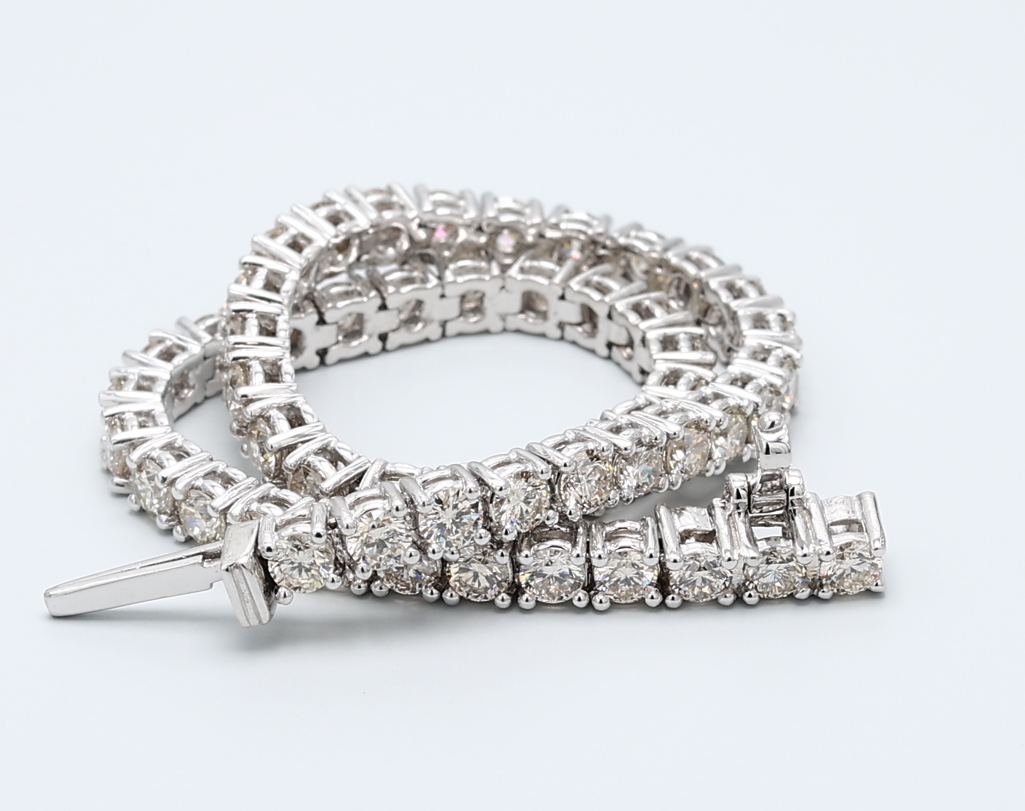 5.61ct Round White Gold Diamond Bracelets