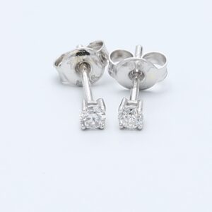 0.15ctct Round White Gold Diamond Earrings