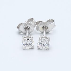 0.31ctct Round White Gold Diamond Earrings